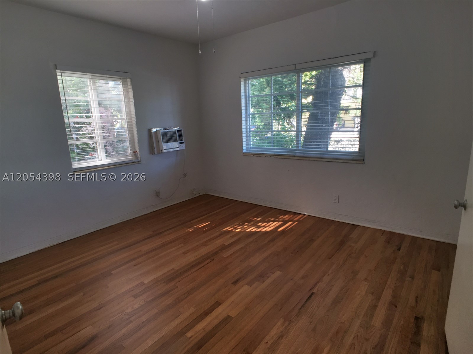 OCEAN BEACH ADDN NO 3 - Residential Lease