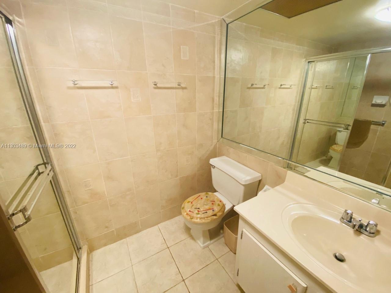 WINSTON TOWERS 100 CONDO - Residential