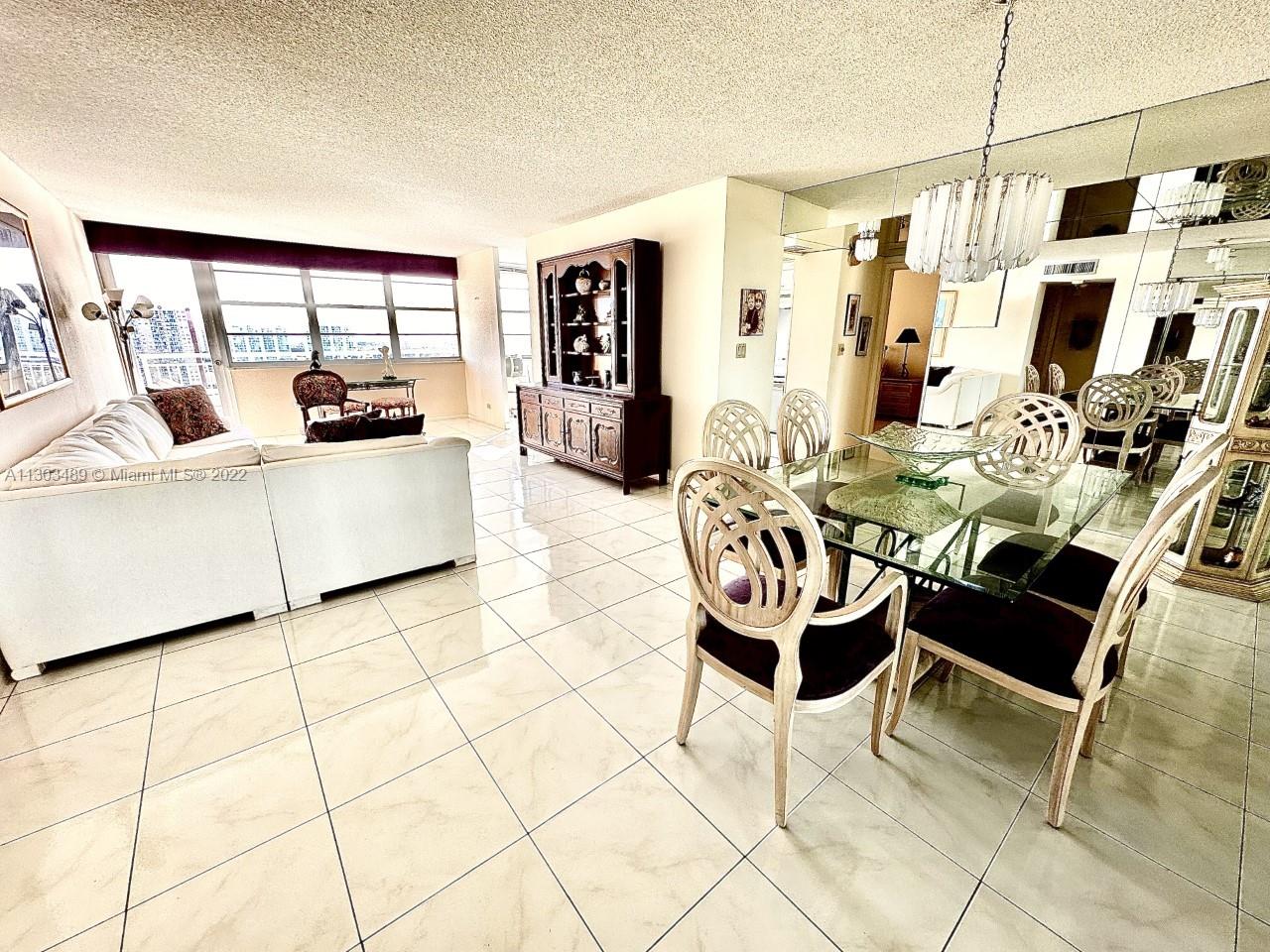 WINSTON TOWERS 100 CONDO - Residential