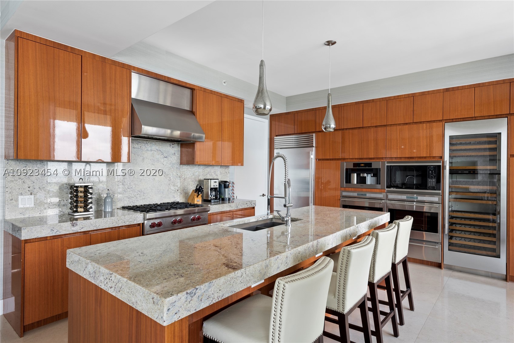 BAL HARBOUR SOUTH - Residential
