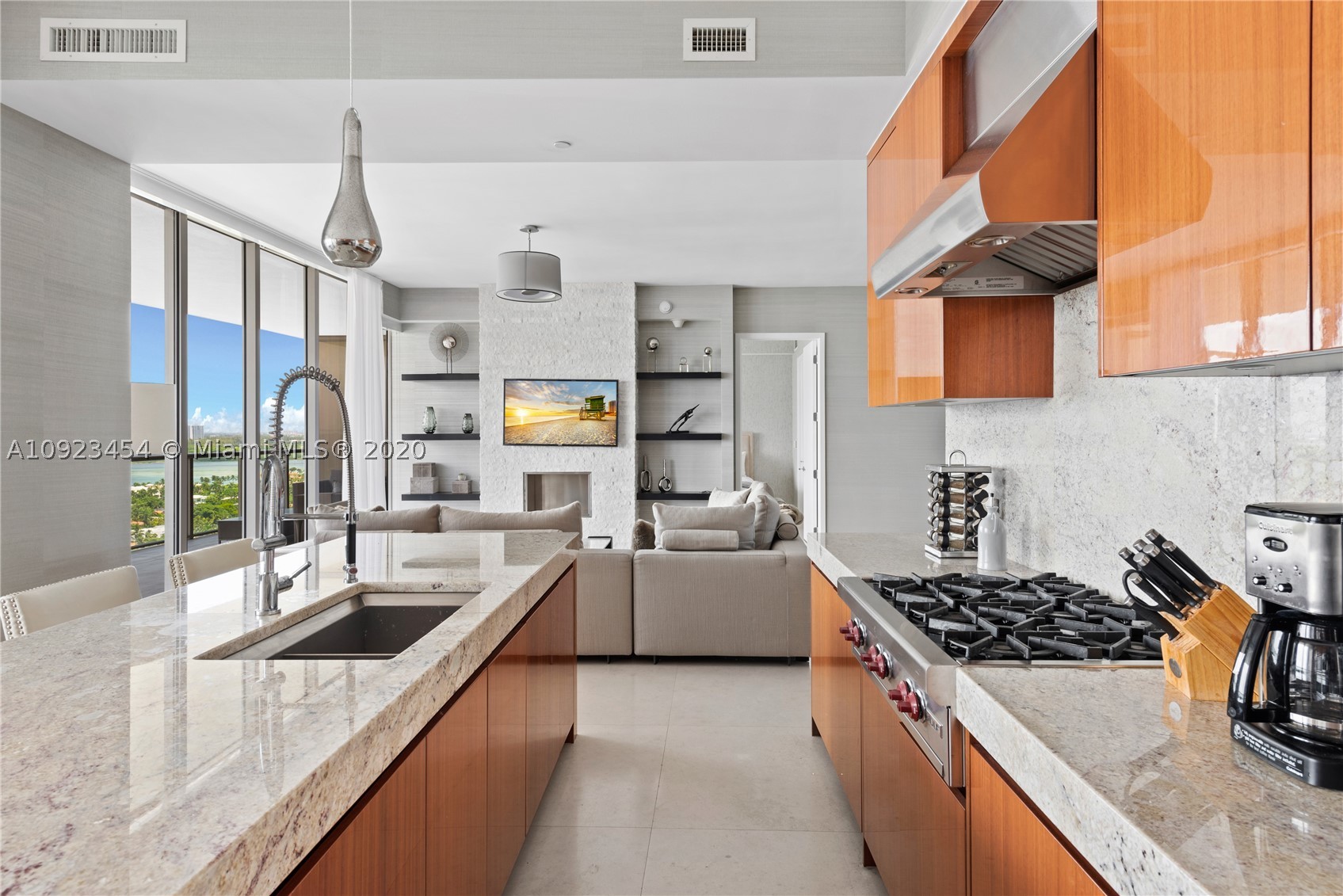 BAL HARBOUR SOUTH - Residential
