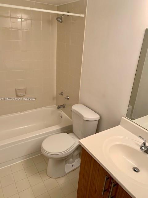 LE CLUB AT OLD CUTLER CON - Residential Lease