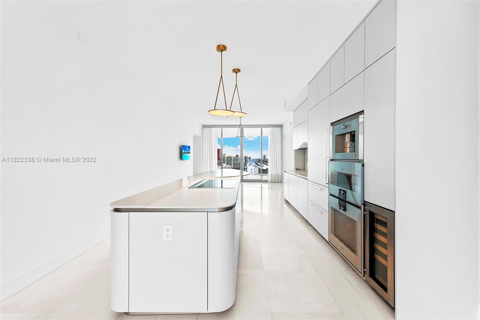 JADE SIGNATURE CONDO - Residential