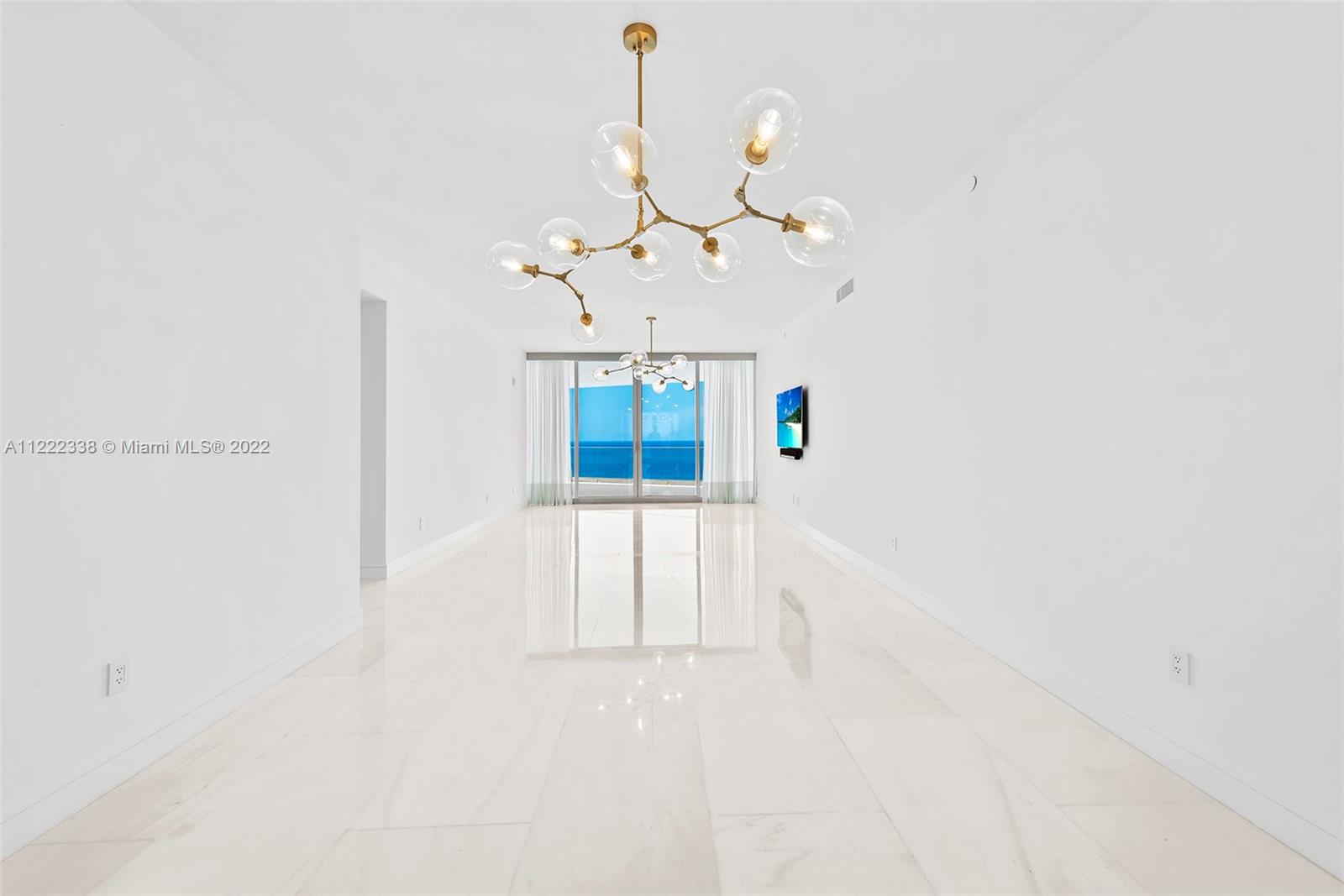 JADE SIGNATURE CONDO - Residential