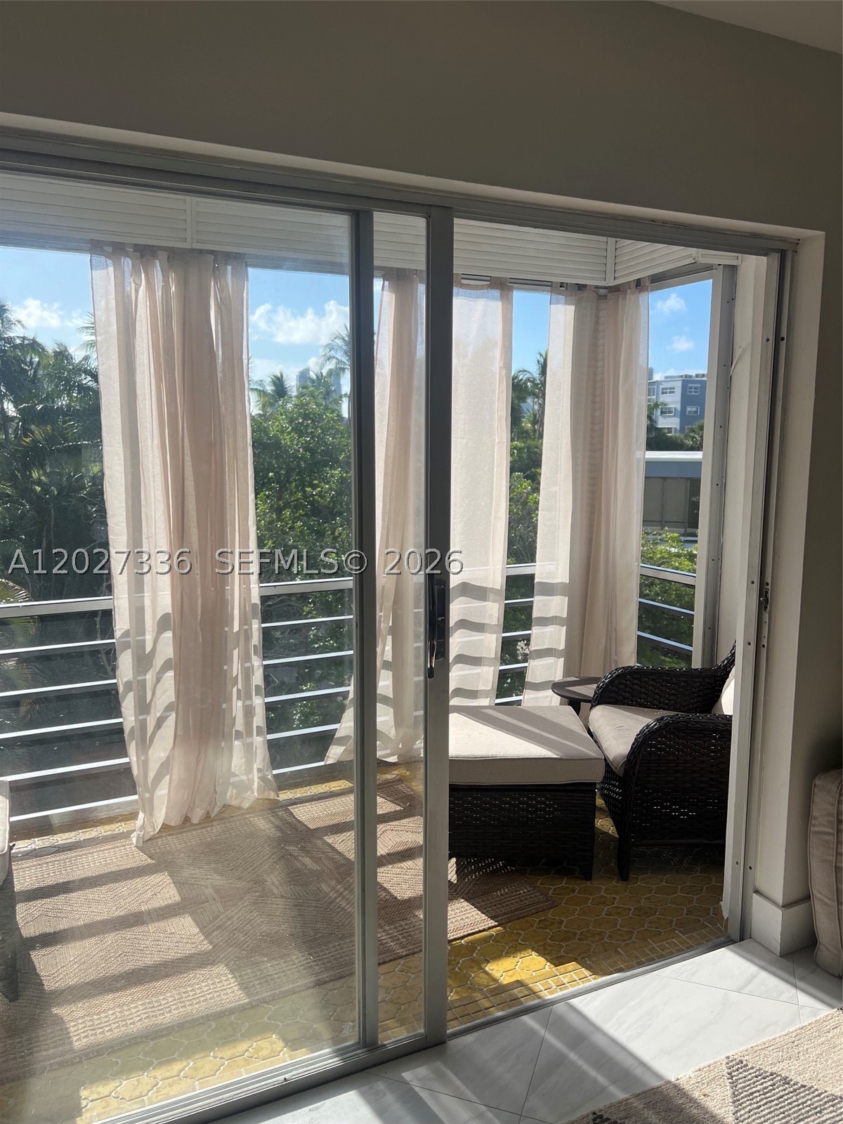 FAIRWAYS ROYALE CONDO - Residential Lease