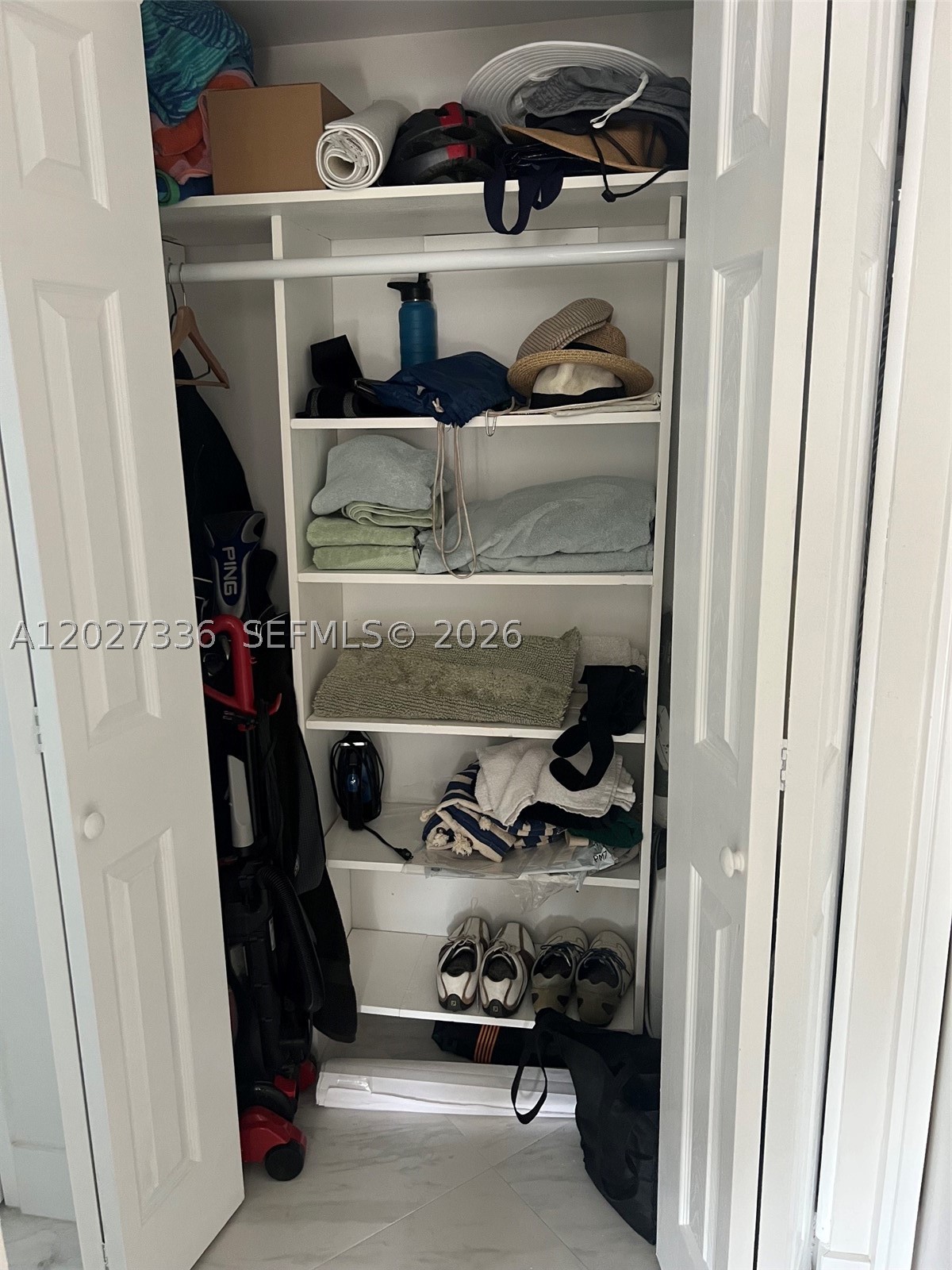 FAIRWAYS ROYALE CONDO - Residential Lease