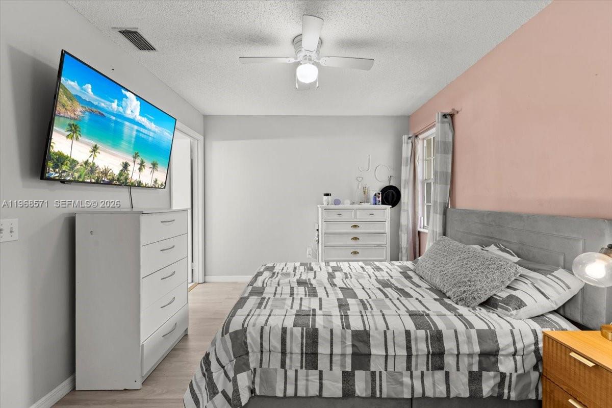 WATERSIDE VILLAGE OF PALM - Residential