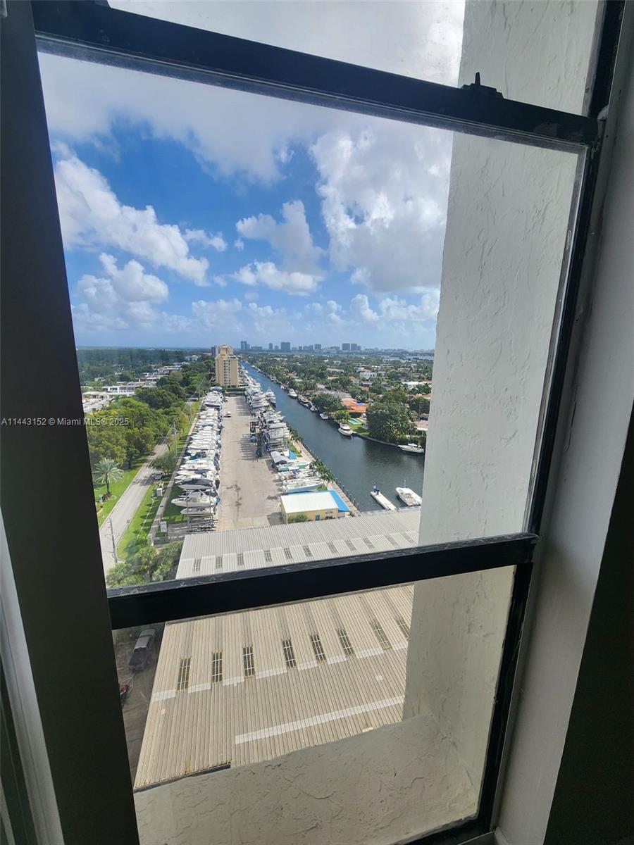 SAILBOAT CAY CONDO - Residential