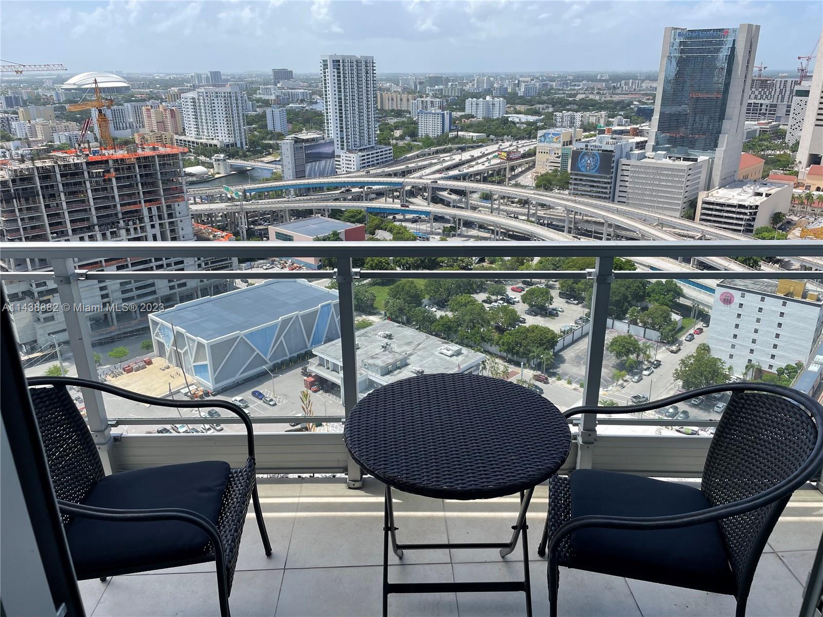 IVY CONDO - Residential Lease