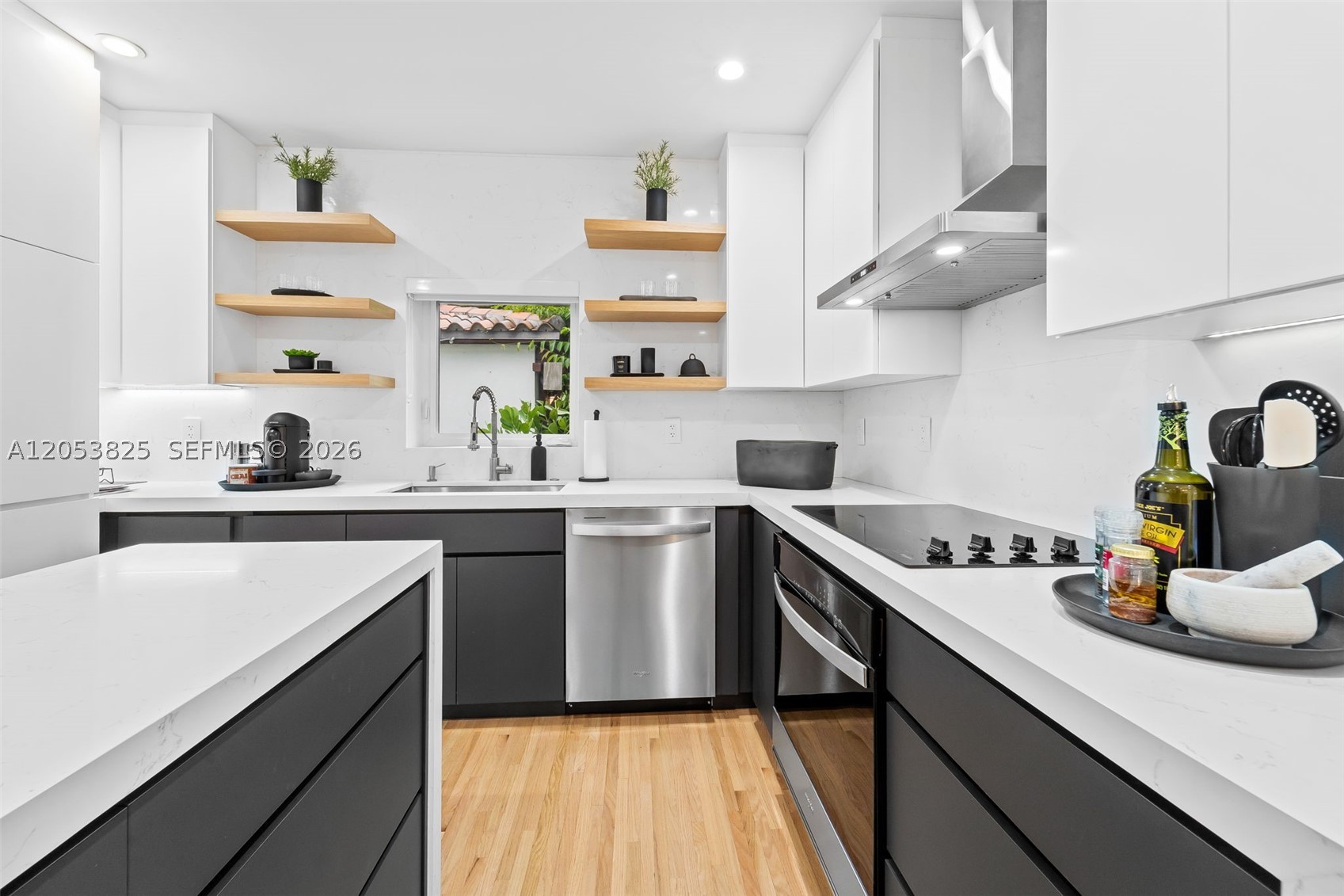 GRANADA GROVES - Residential