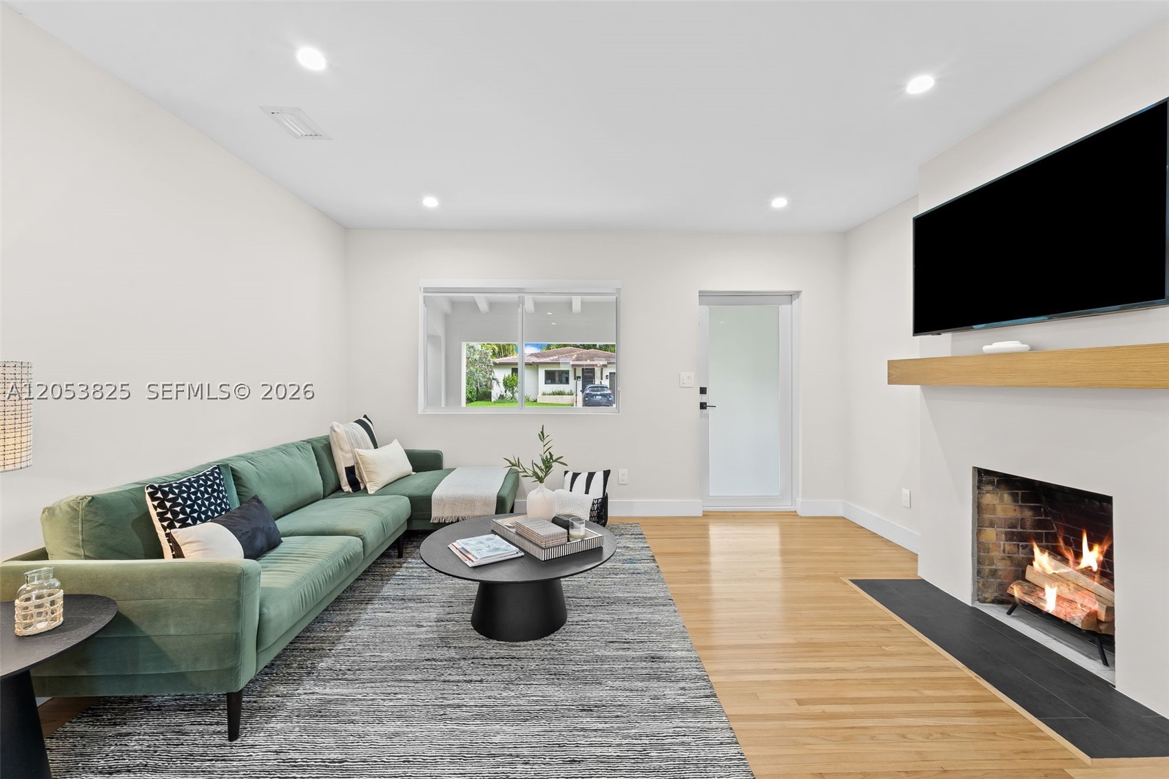 GRANADA GROVES - Residential