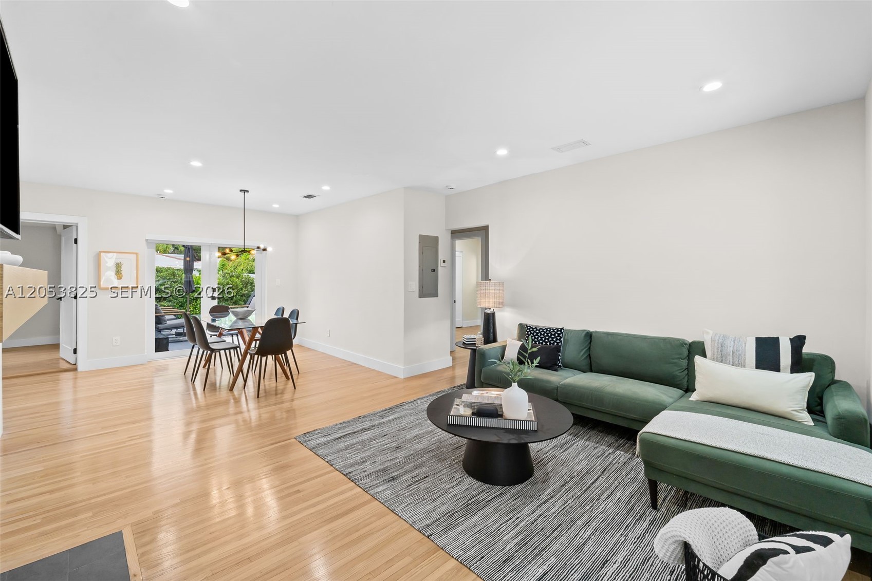GRANADA GROVES - Residential