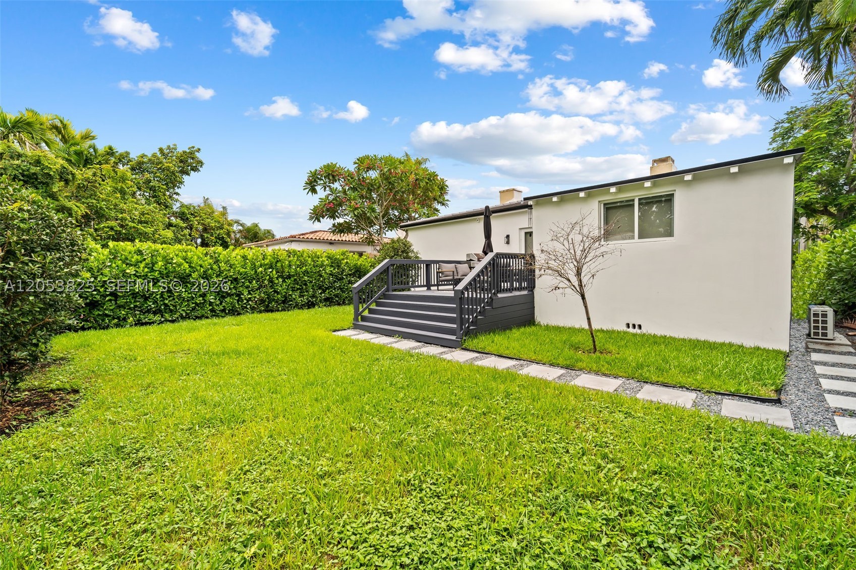GRANADA GROVES - Residential