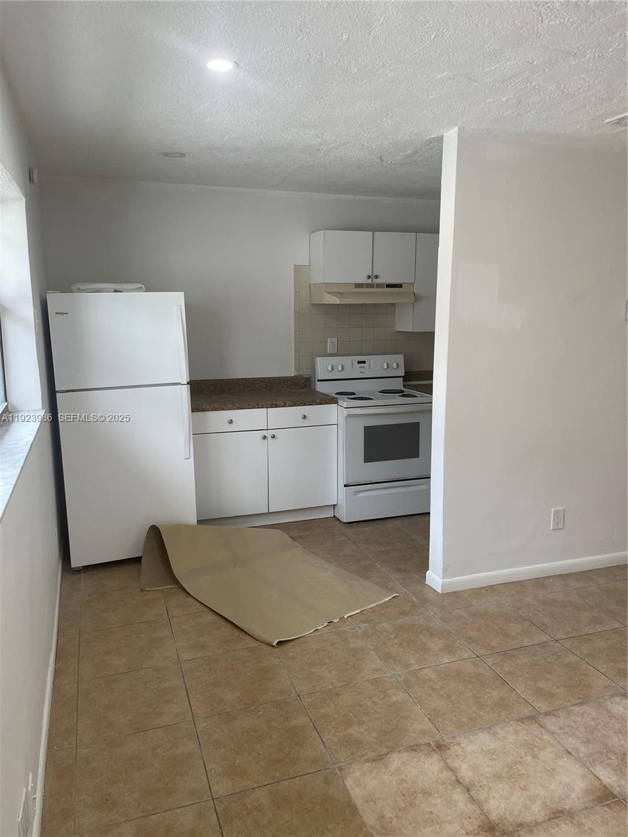 WASHINGTON PARK FOURTH AD - Residential Lease