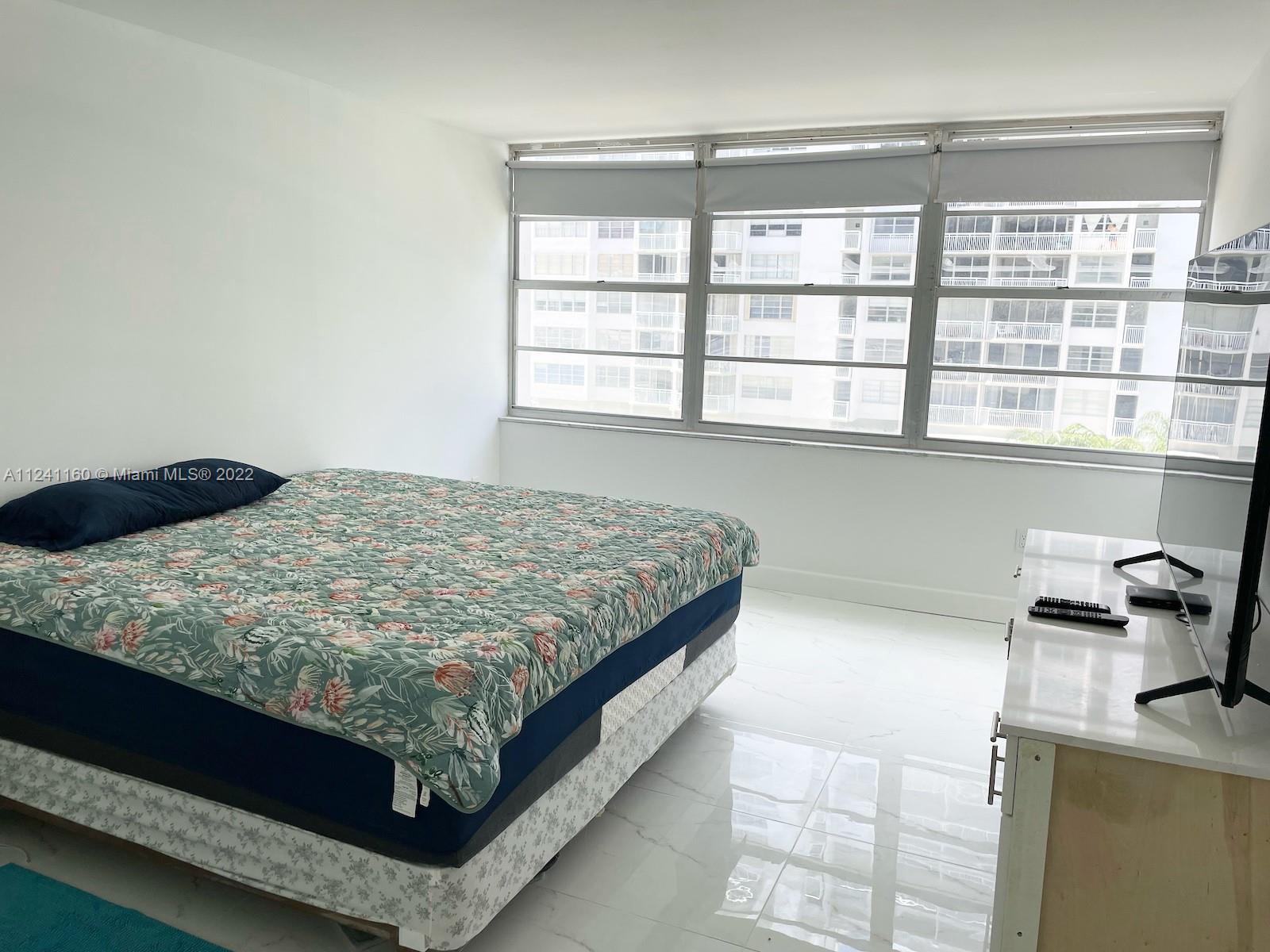 DEL PRADO MARINA - Residential Lease