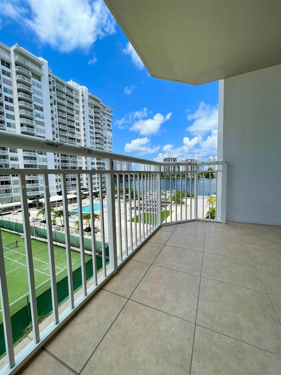 DEL PRADO MARINA - Residential Lease