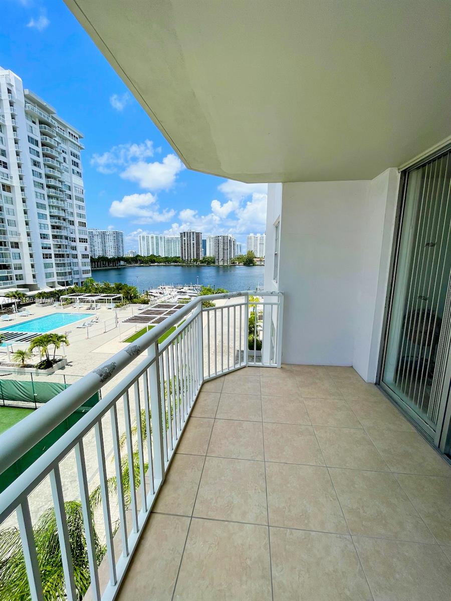 DEL PRADO MARINA - Residential Lease