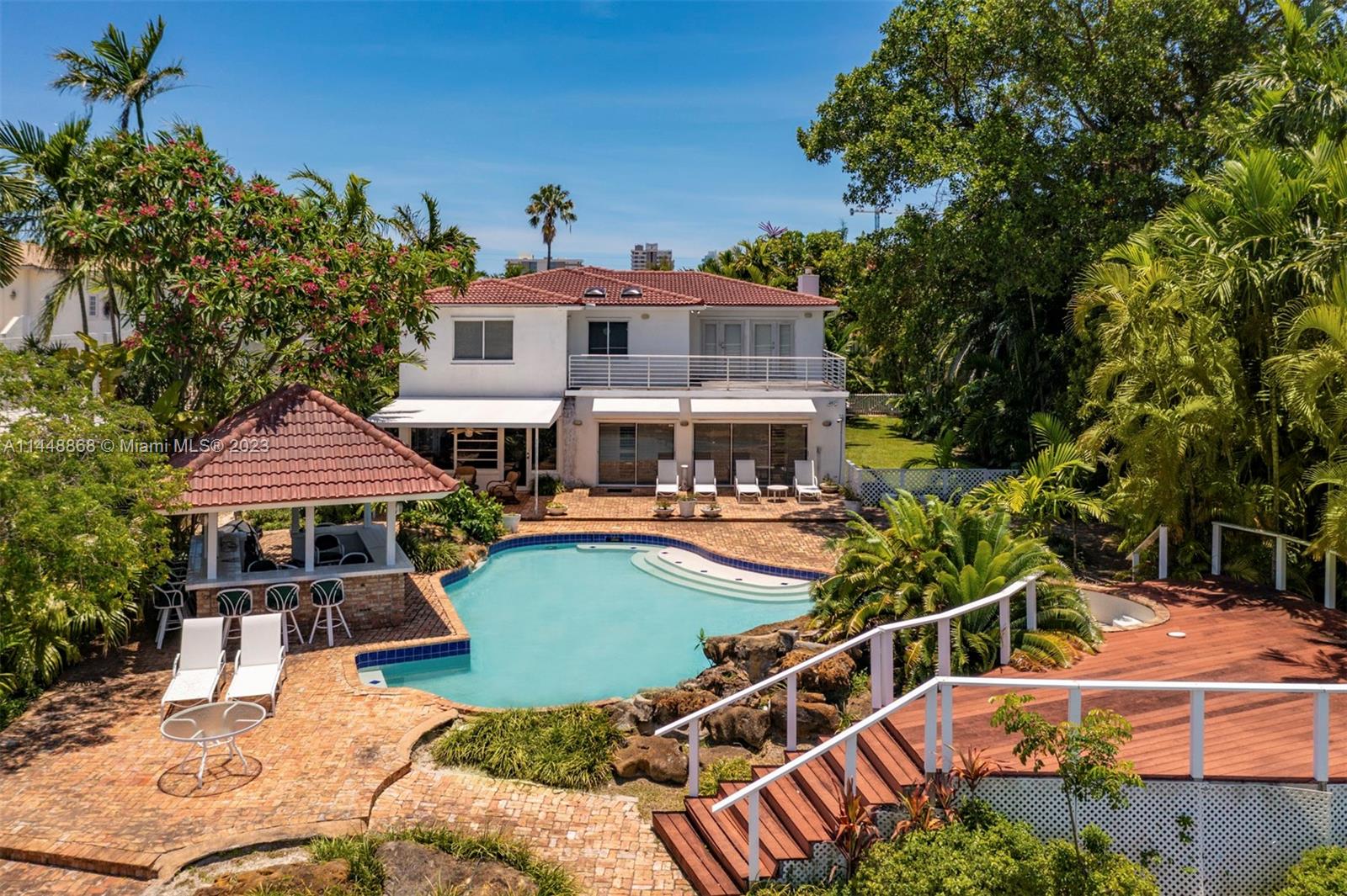 ALTOS DEL MAR NO 5 - Residential