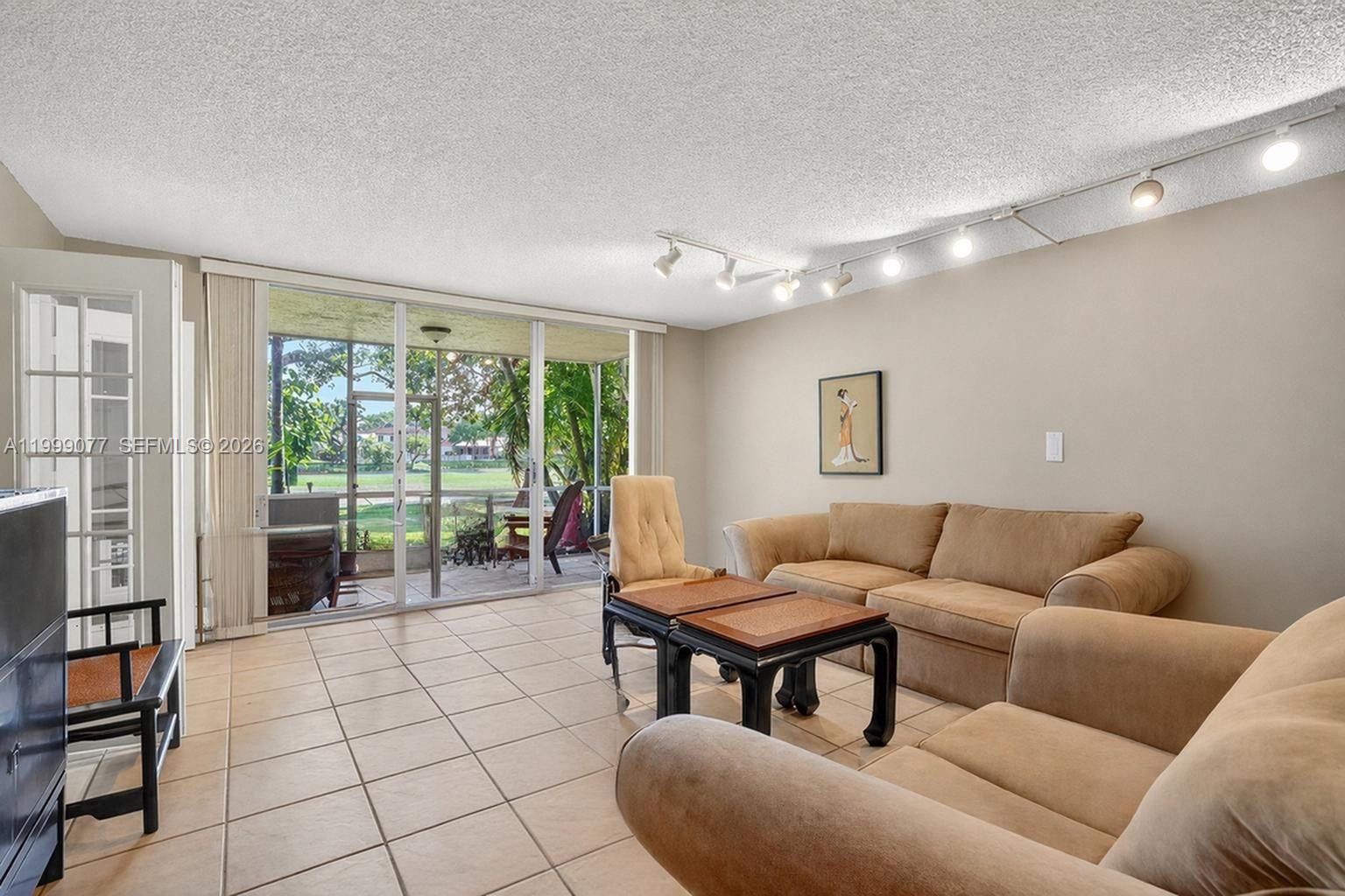NO 95 PALM-AIRE COUNTRY C - Residential