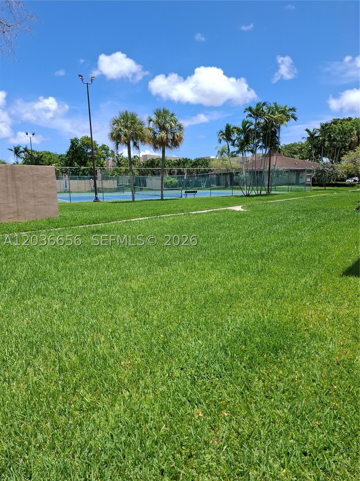 GARDENS OF KENDALL CONDO - Residential