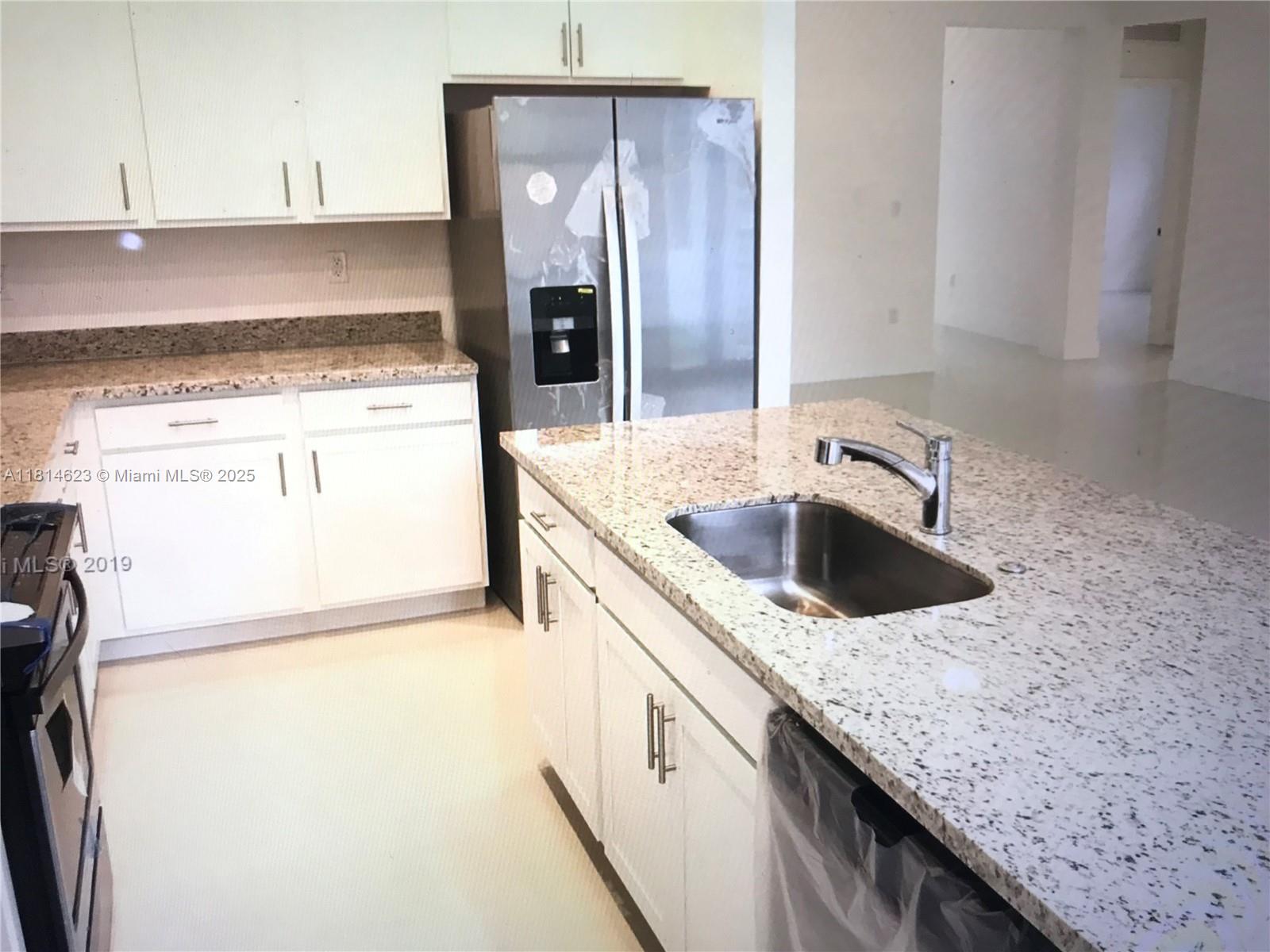 CYPRESS LAKE - Residential Lease