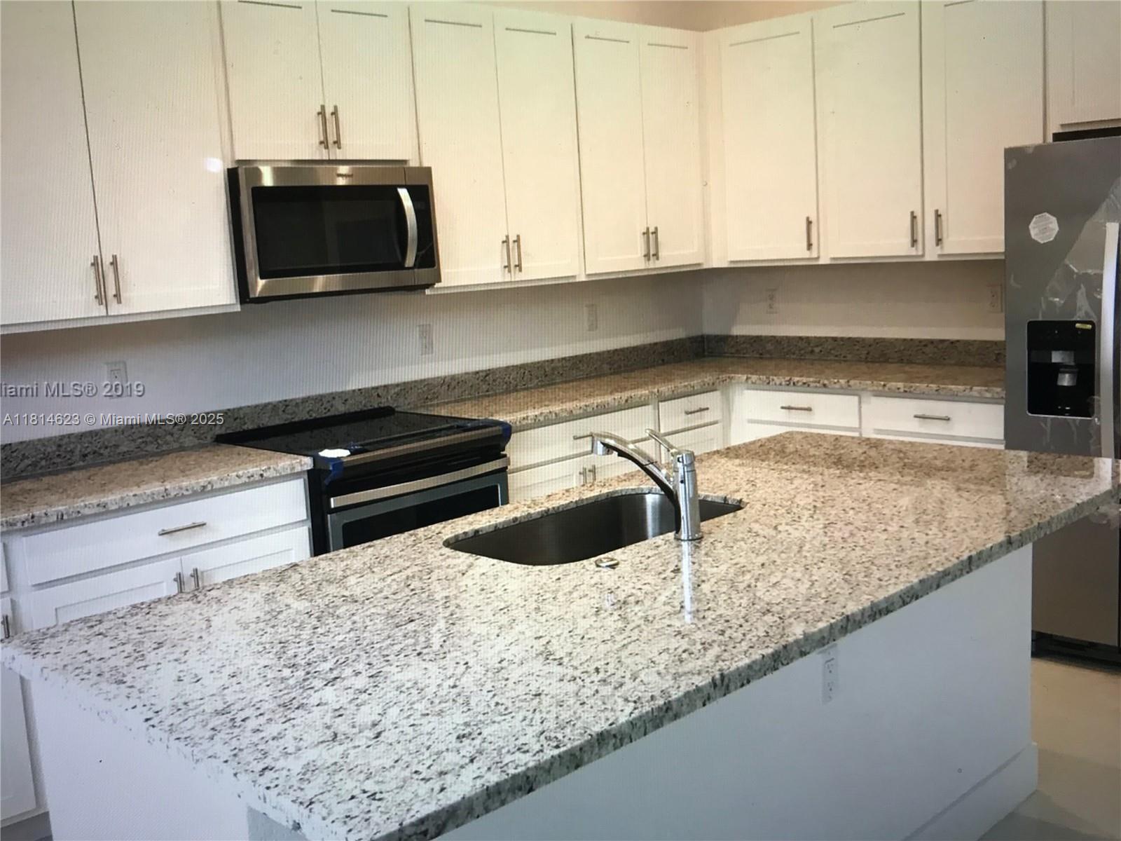 CYPRESS LAKE - Residential Lease