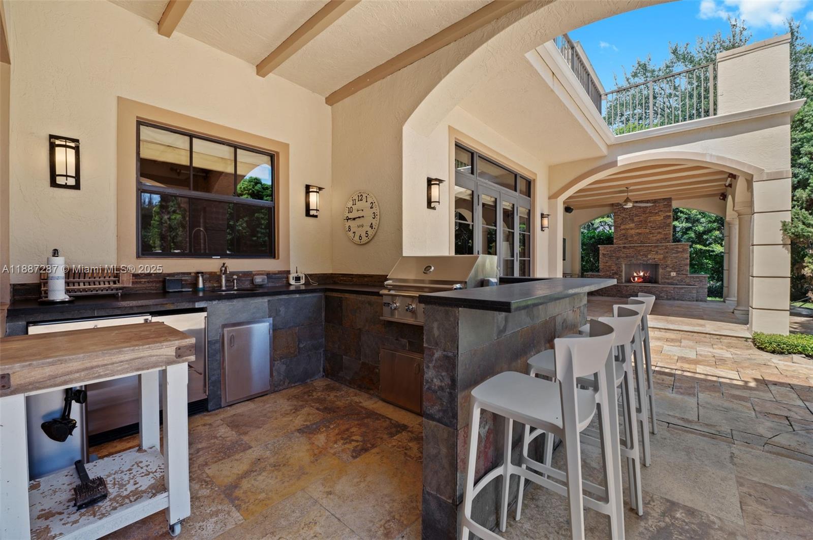MARTIN SUBURBAN ACRES - Residential