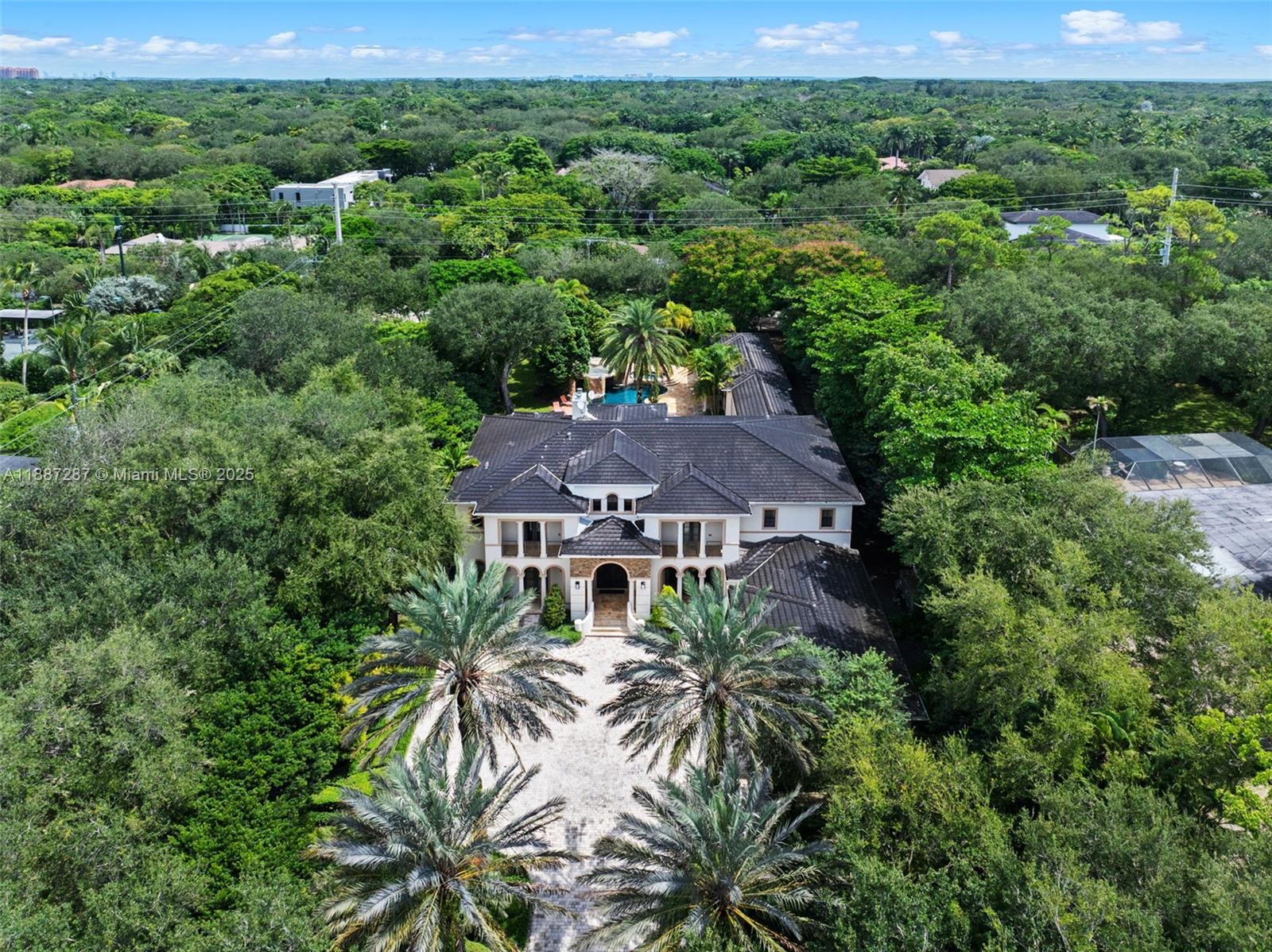MARTIN SUBURBAN ACRES - Residential