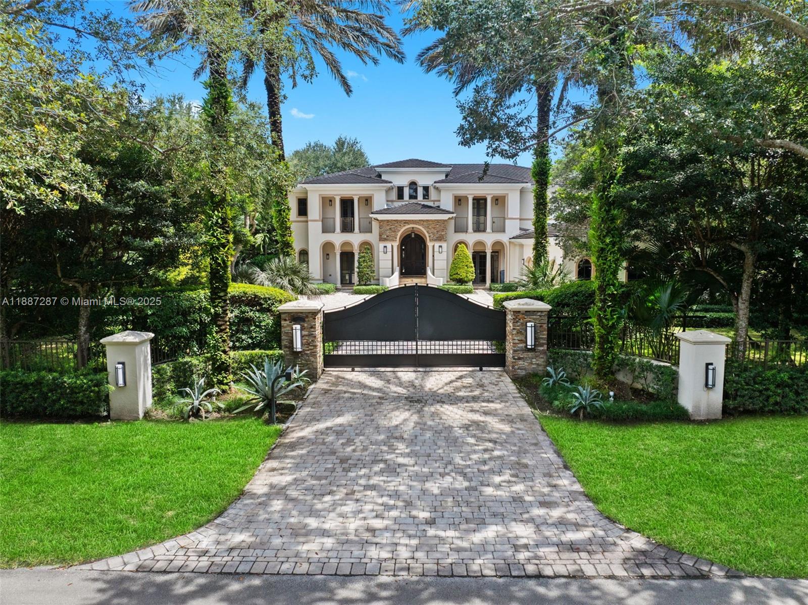 MARTIN SUBURBAN ACRES - Residential