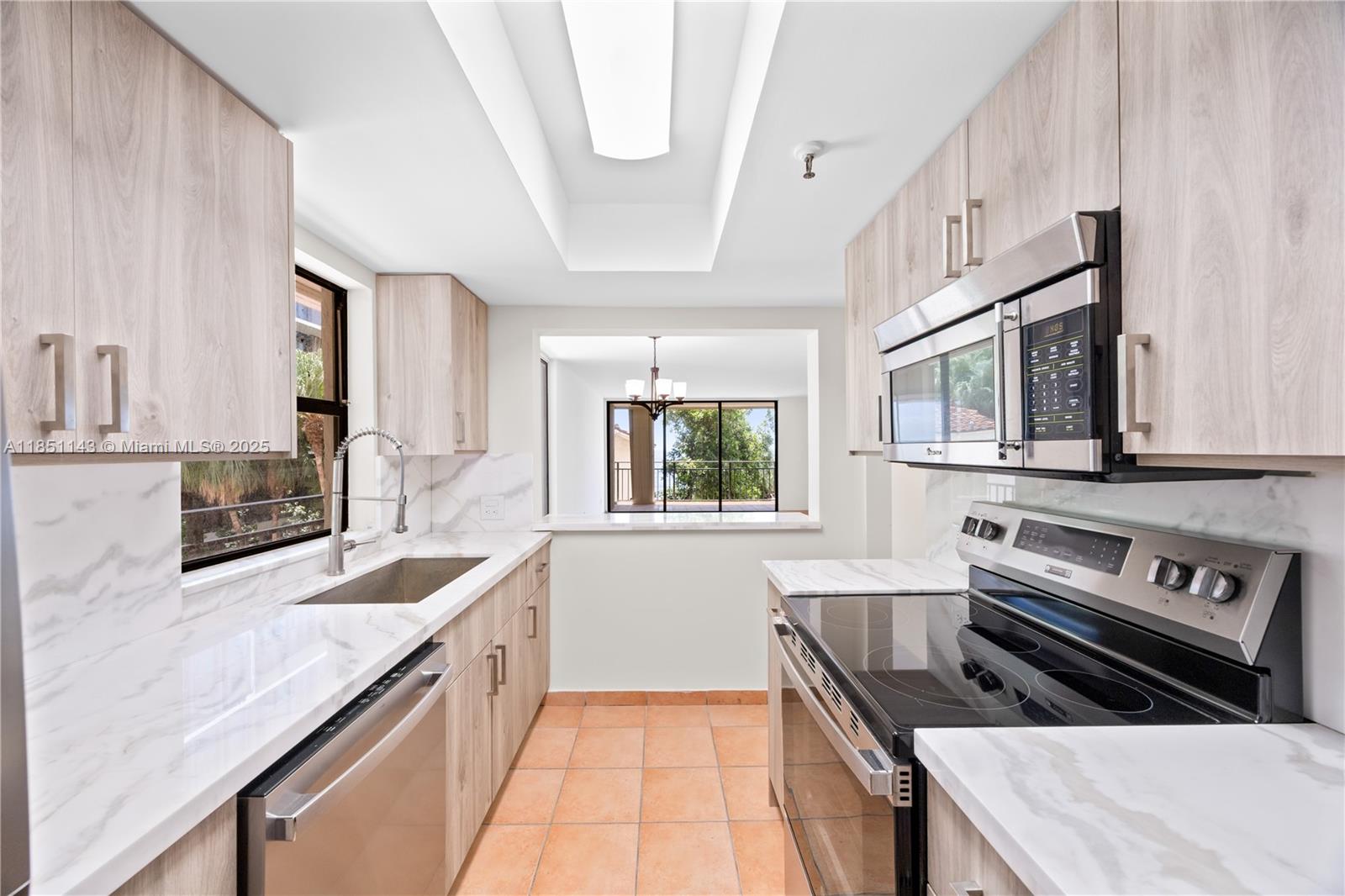PELICAN REEF CONDO - Residential Lease