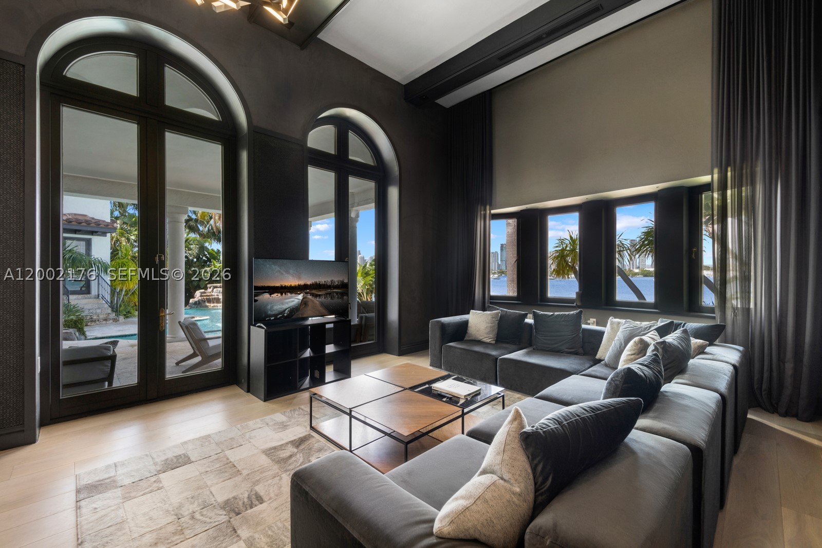 HIBISCUS ISLAND - Residential