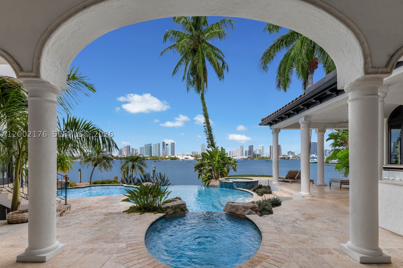 HIBISCUS ISLAND - Residential