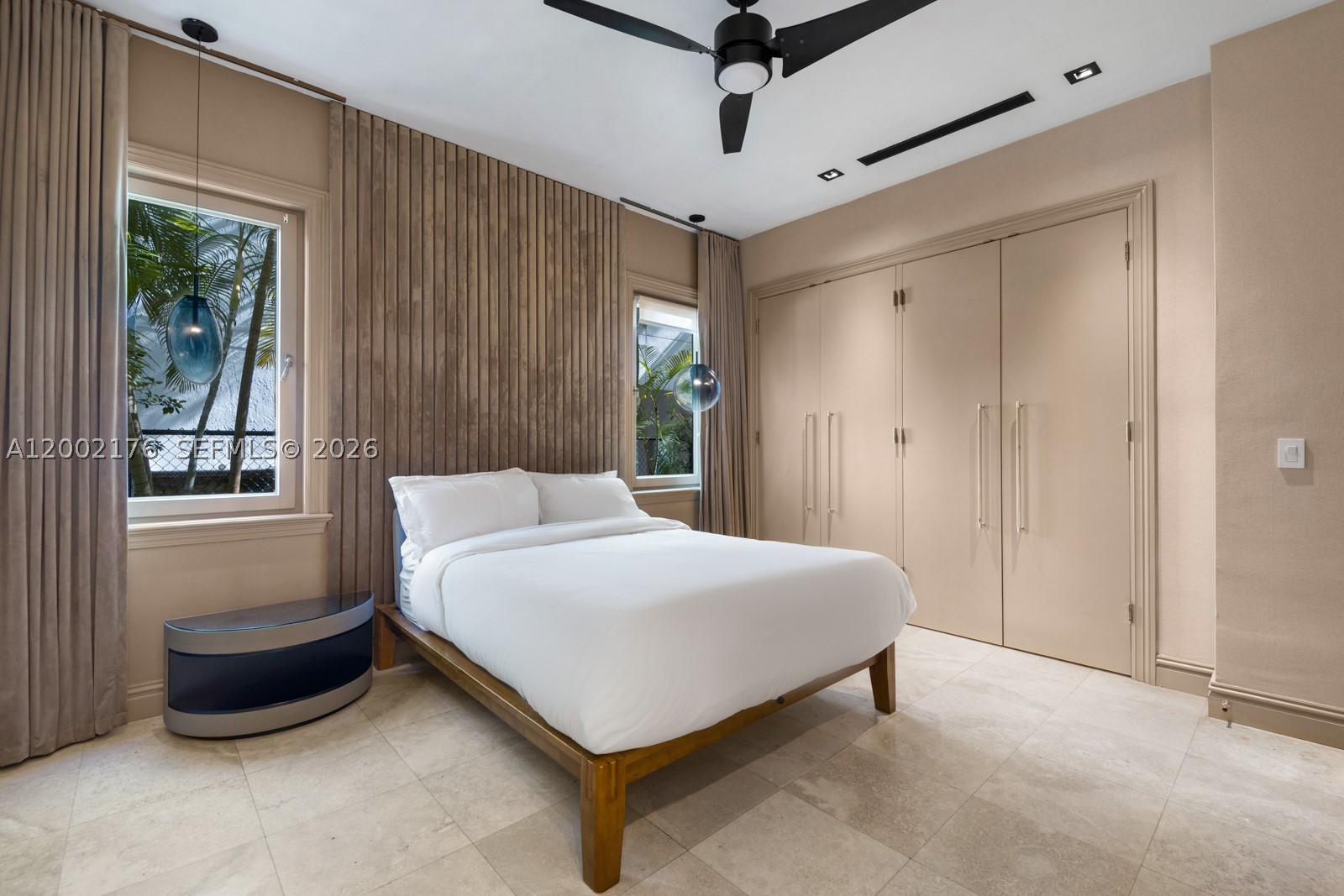 HIBISCUS ISLAND - Residential