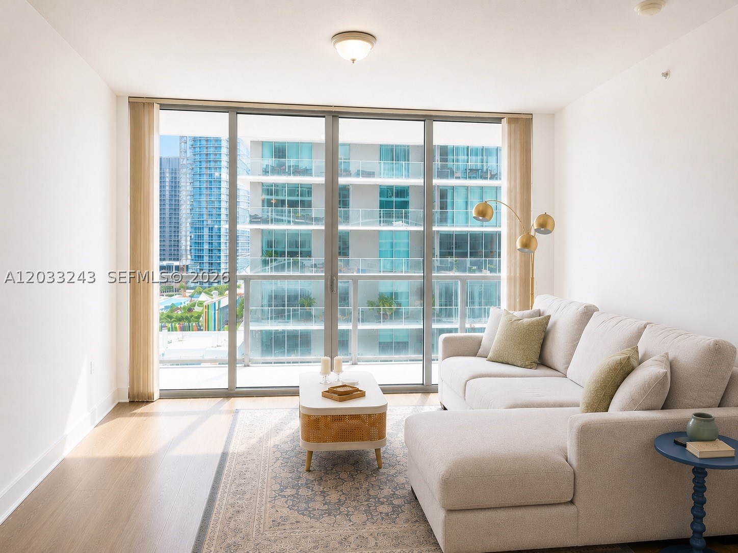 THE AXIS ON BRICKELL II - Residential