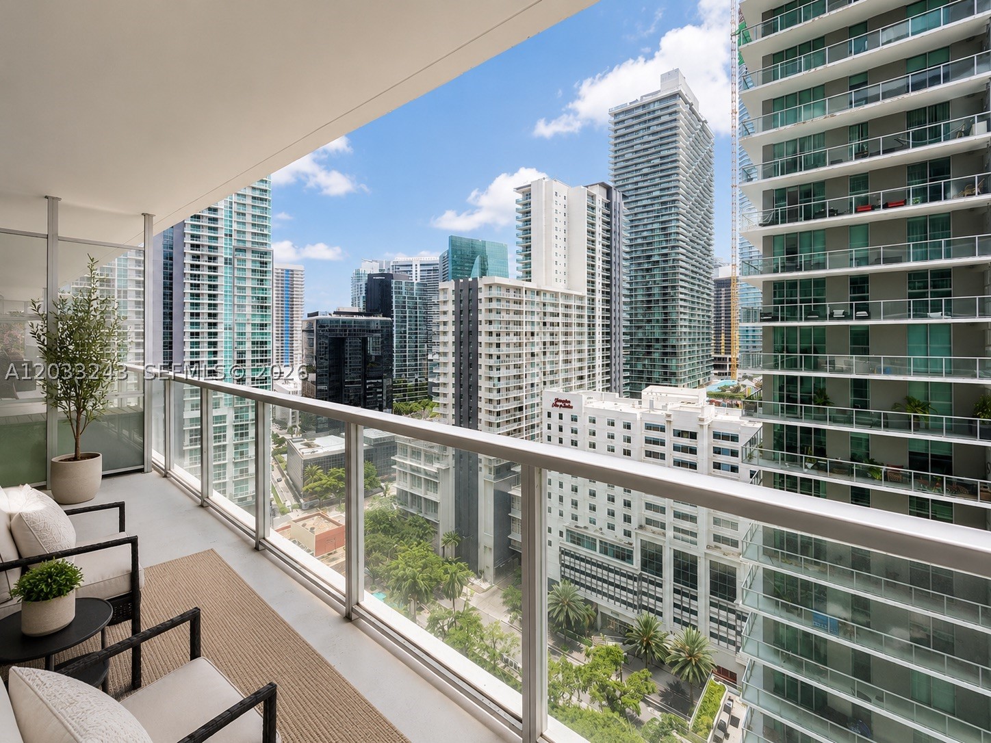 THE AXIS ON BRICKELL II - Residential