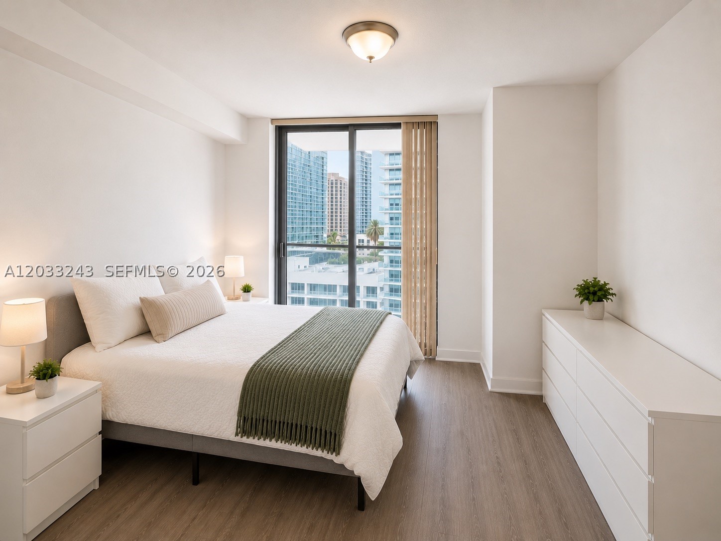 THE AXIS ON BRICKELL II - Residential