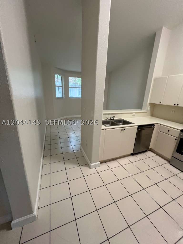 SHOMA CONDO AT KEYS COVE - Residential Lease