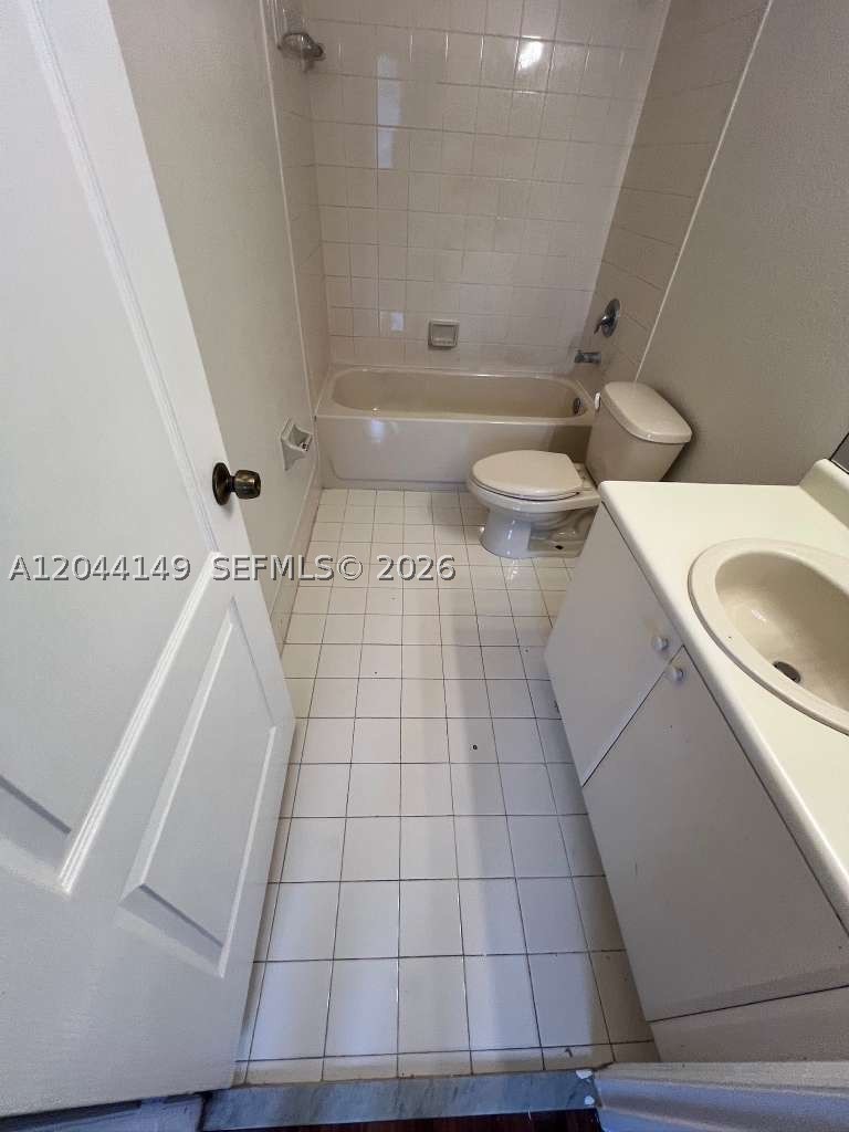 SHOMA CONDO AT KEYS COVE - Residential Lease