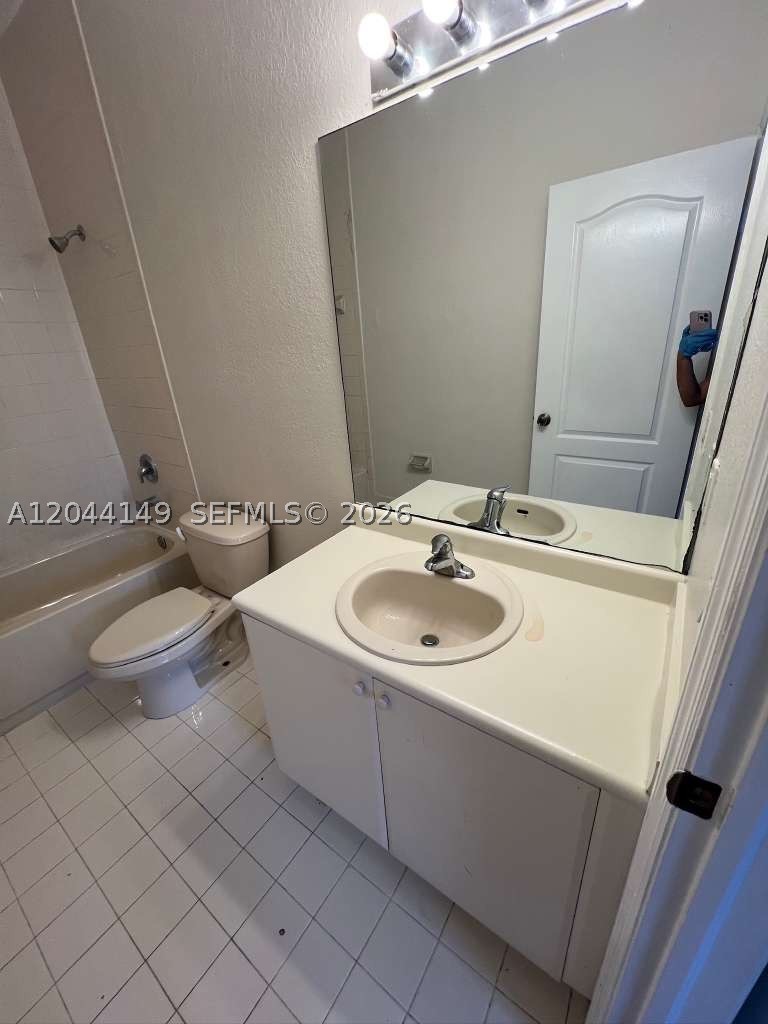 SHOMA CONDO AT KEYS COVE - Residential Lease