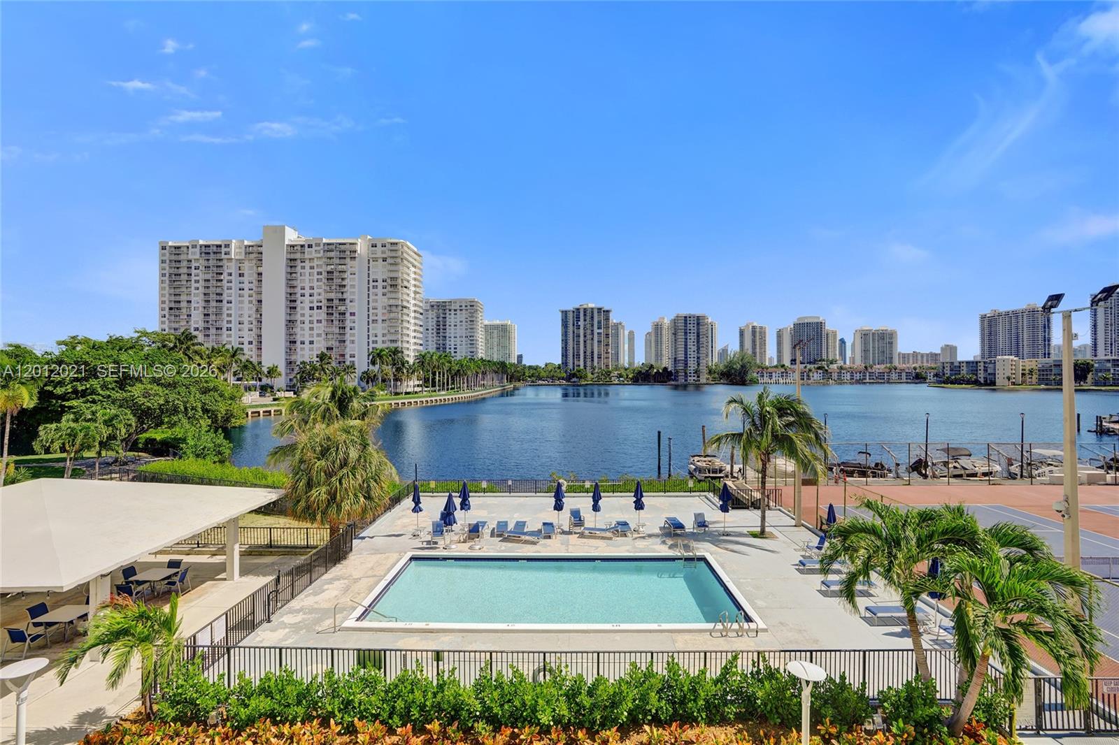 COMMODORE PLAZA CONDO - Residential