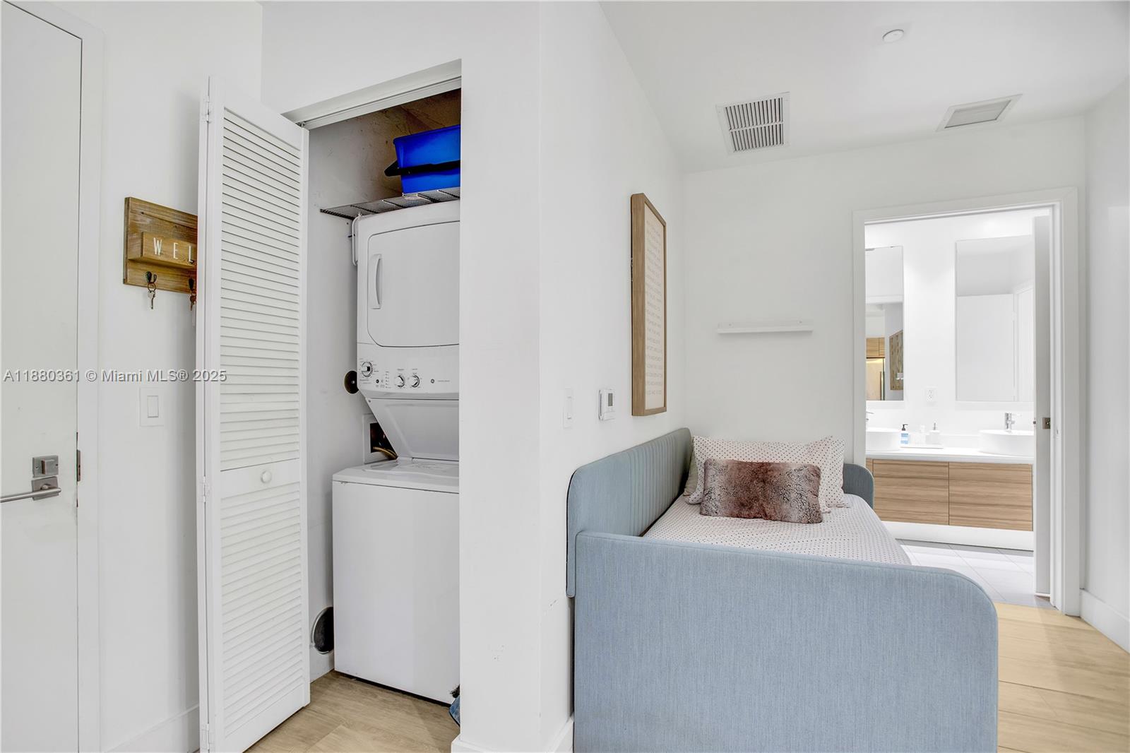 3401 MIDTOWN CONDO - Residential Lease
