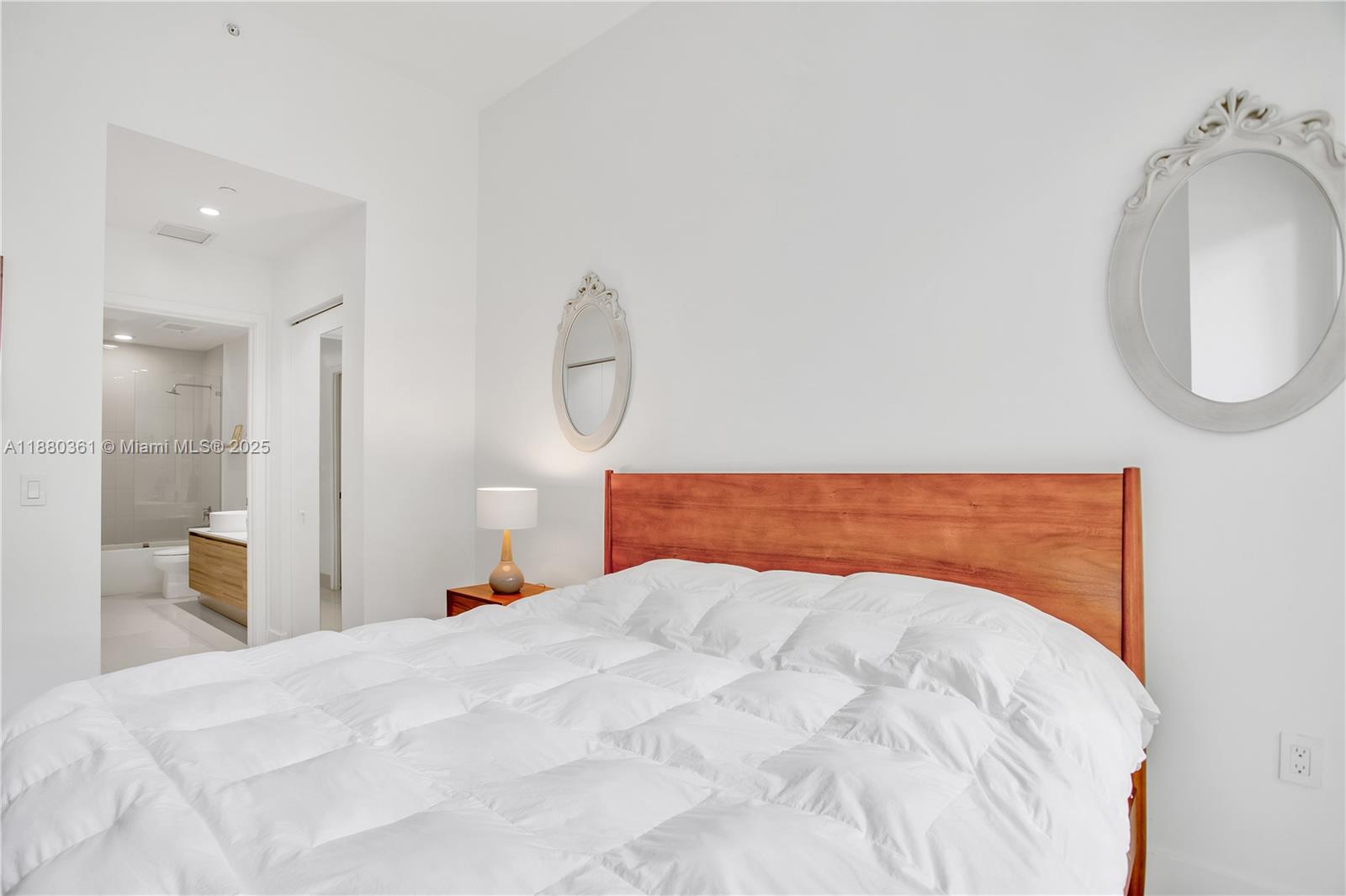 3401 MIDTOWN CONDO - Residential Lease
