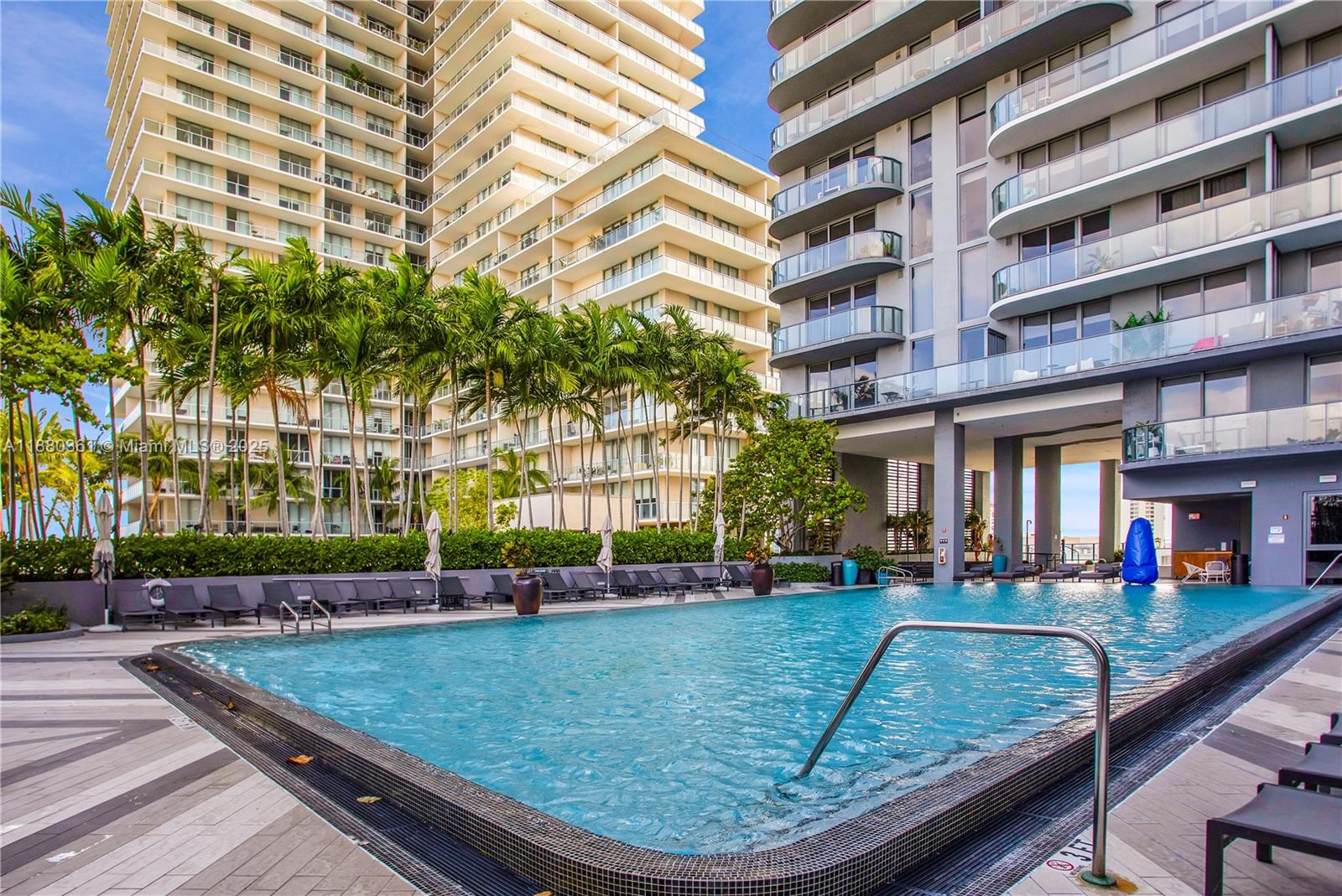 3401 MIDTOWN CONDO - Residential Lease