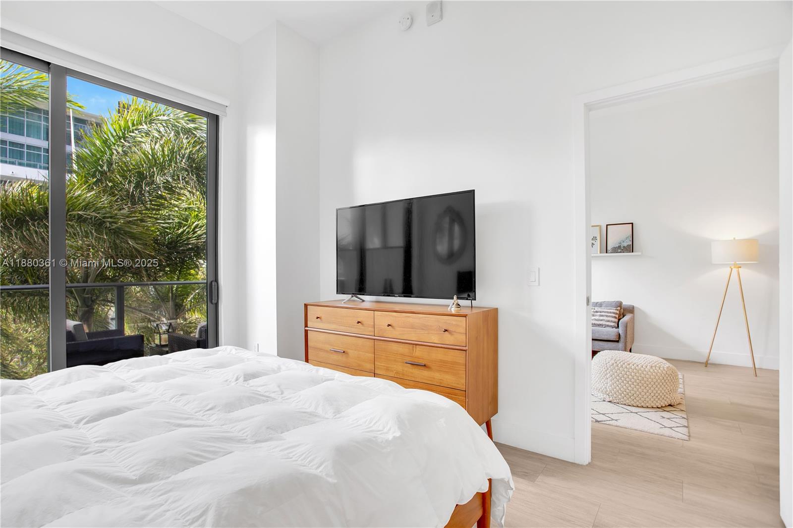 3401 MIDTOWN CONDO - Residential Lease