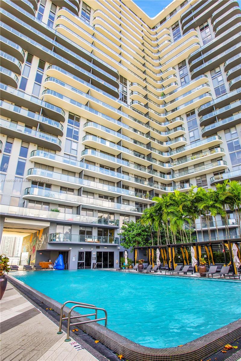 3401 MIDTOWN CONDO - Residential Lease