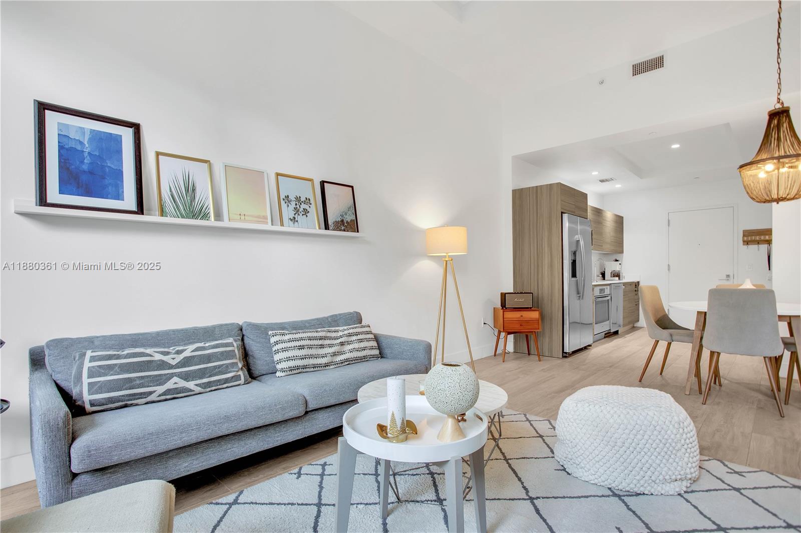 3401 MIDTOWN CONDO - Residential Lease