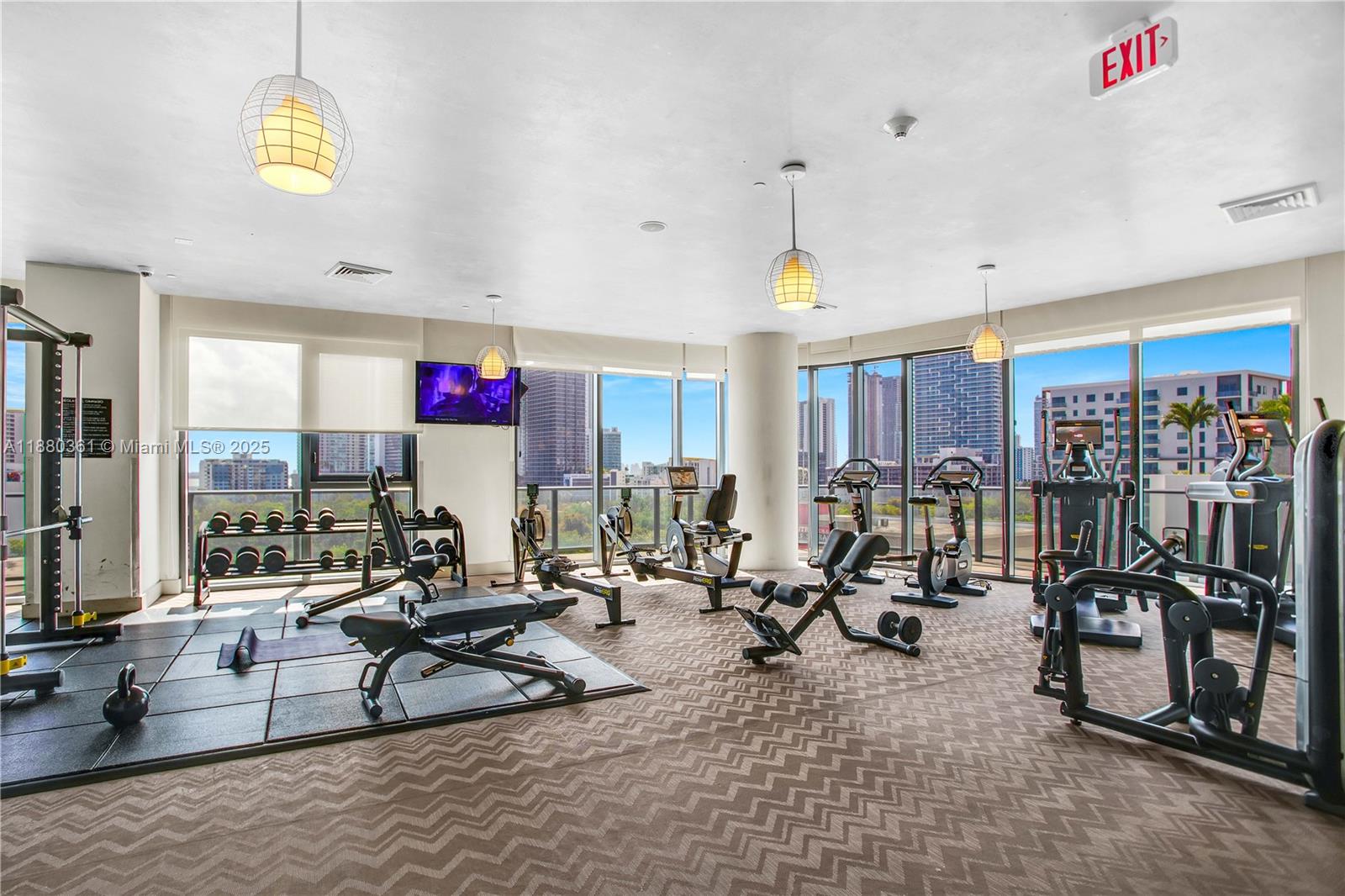 3401 MIDTOWN CONDO - Residential Lease