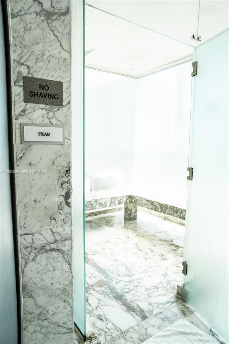 ICON BRICKELL CONDO NO 3 - Residential