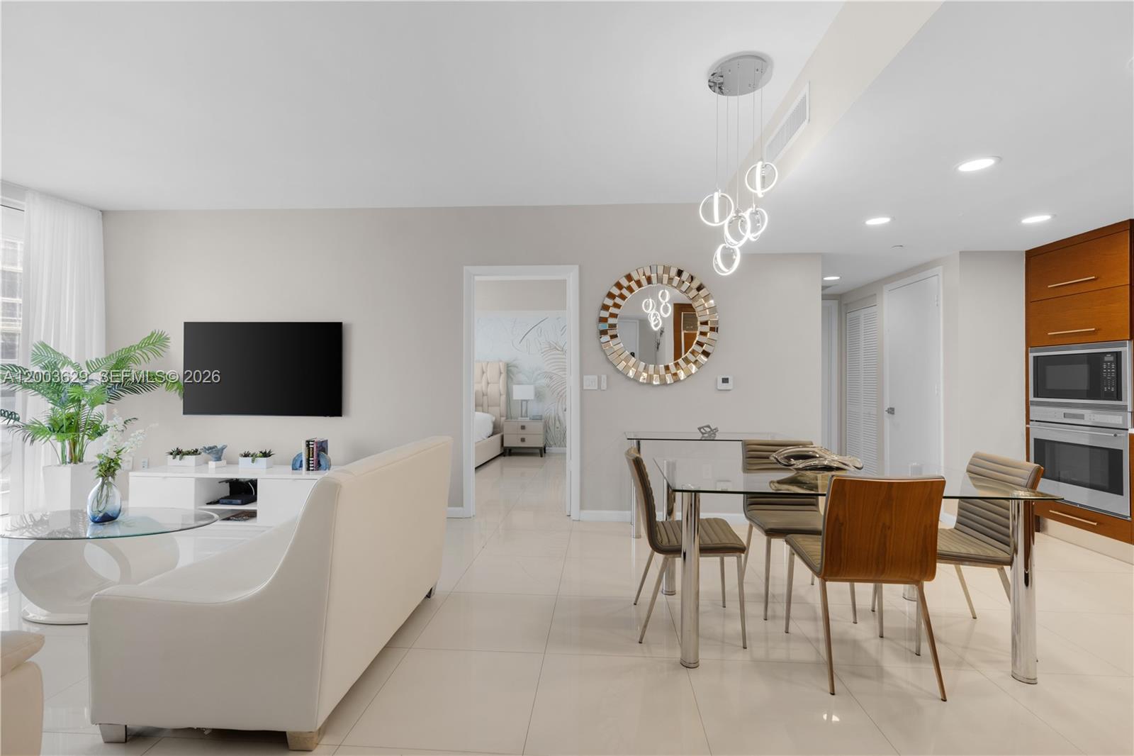 ICON BRICKELL CONDO NO 3 - Residential