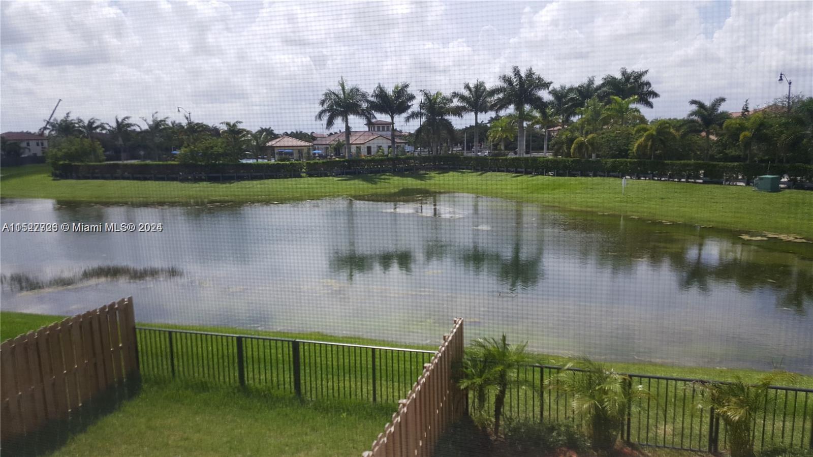 BAYWINDS OF GALAPAGOS FIR - Residential Lease